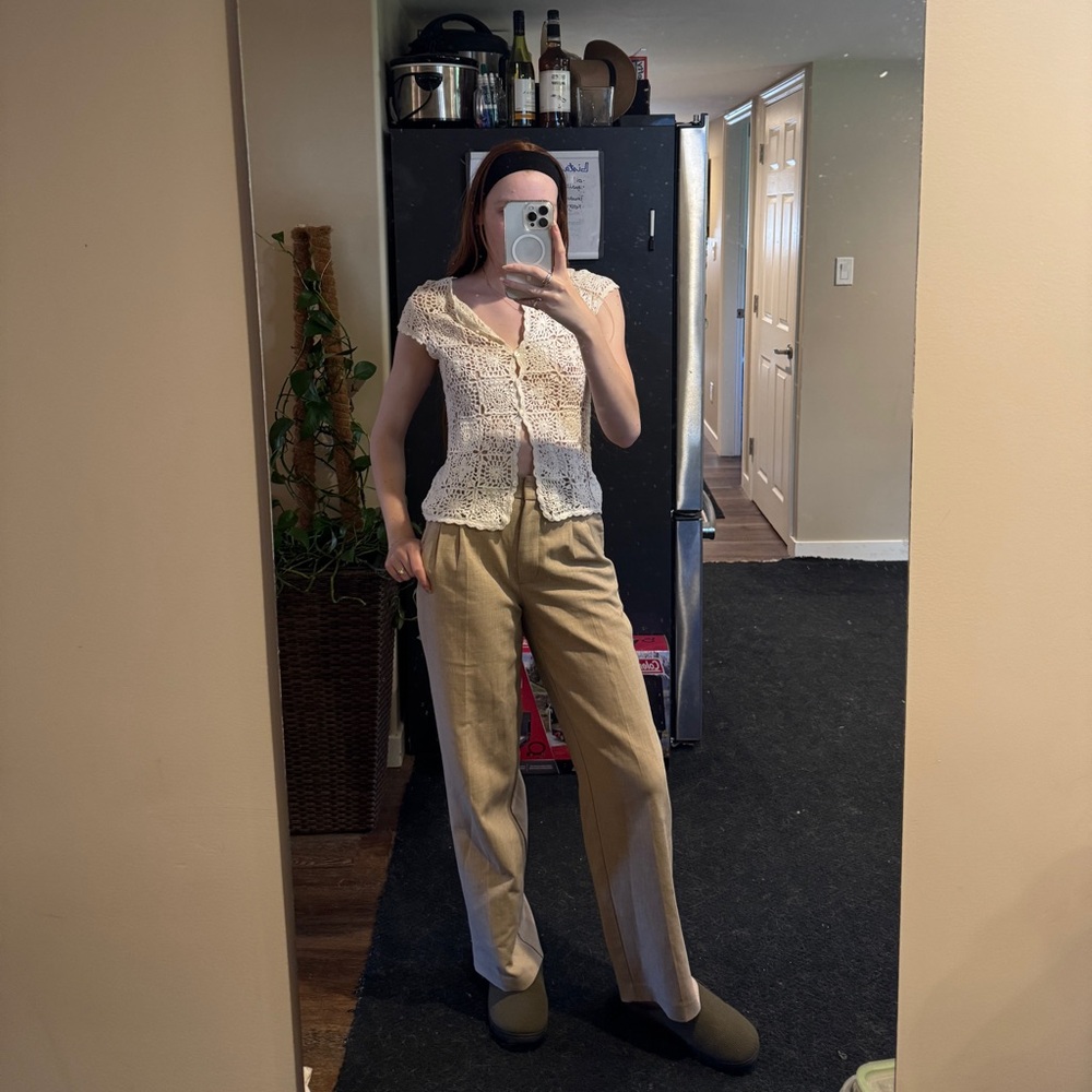 Aritzia Wilfred effortless pant🤎